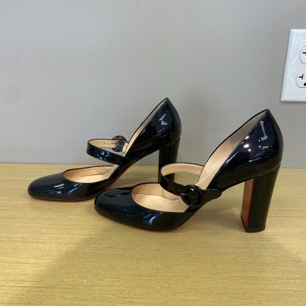 Christian Louboutin Pumps